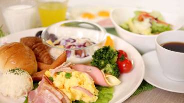 食事・飲み物 / 3