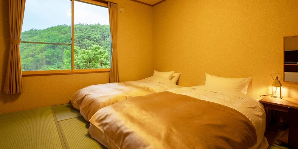 世界自然遺産の中に泊まれちゃう！知床を大満喫できる温泉旅館3488341