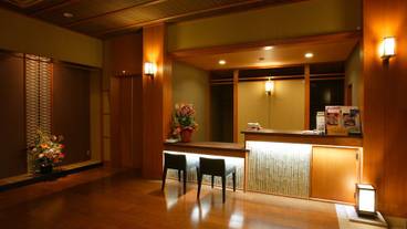 ロビーカウンター / 2