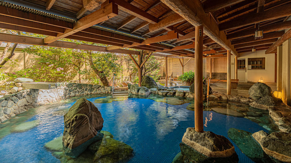 伊勢エビ・アワビ・金目鯛が輝く！弓ヶ浜の波音がBGM3976625