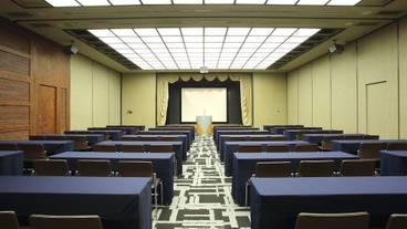 会議室 / 38