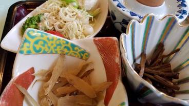 食事・飲み物 / 16