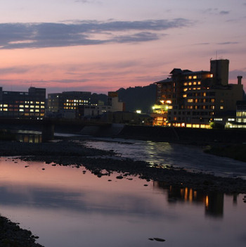 美人の湯を楽しめる、日本三大急流の畔の温泉宿3914156
