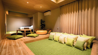 Deluxe Family Suite