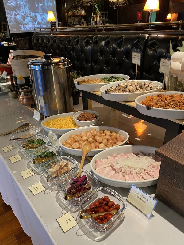 朝食ビュッフェ