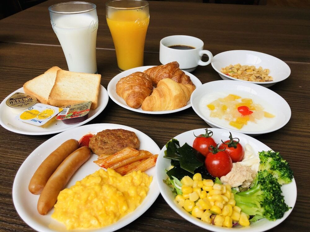 朝食