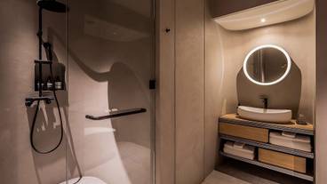 シャワールーム / 16