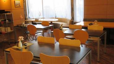 朝食スペース / 7