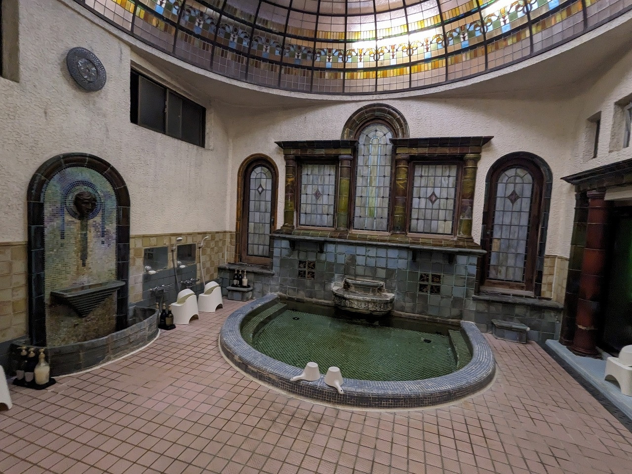 宿自慢のお風呂と食事で、お肌と心に潤いをプラス3532108