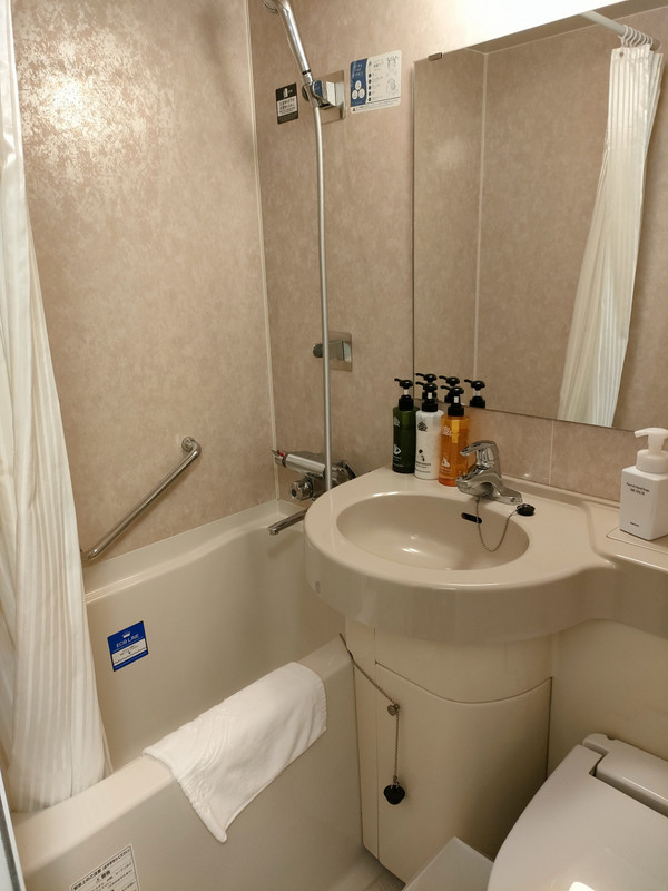 バスタブは大浴場利用のため使用せず