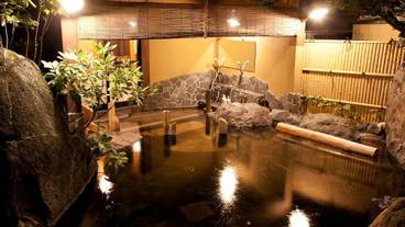 屋外スパ浴槽 / 1