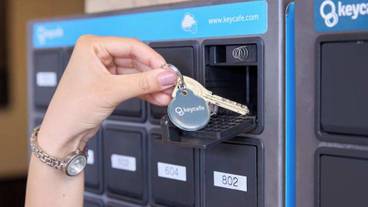 チェックイン / チェックアウト キオスク / 4