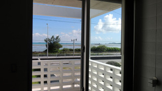 スタンダード トリプルルーム オーシャンビュー バルコニー付き