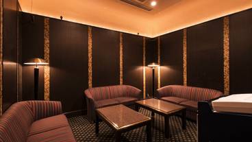 カラオケ ルーム / 11