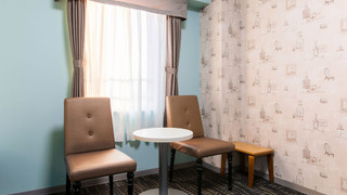 ツインルーム シングルベッド 2 台 (禁煙)