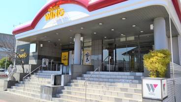 施設の入り口 / 16