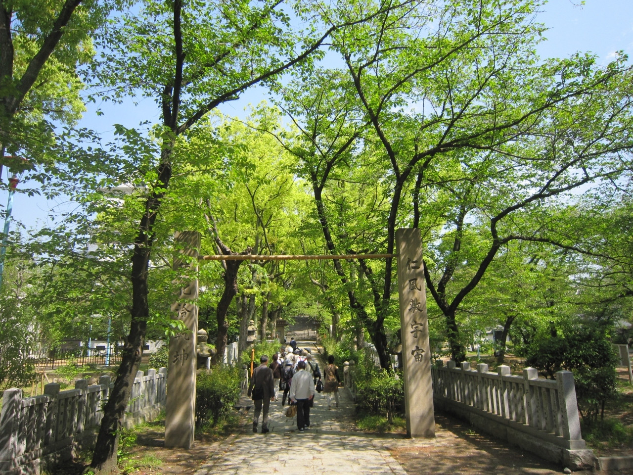 ５．悪縁を断ち切って良縁を結ぶ「高津宮」2146696