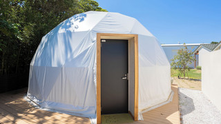 ラグジュアリー テント ベッド (複数台) 禁煙 海側