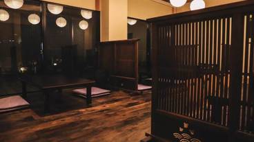 旅館のお食事処 / 18