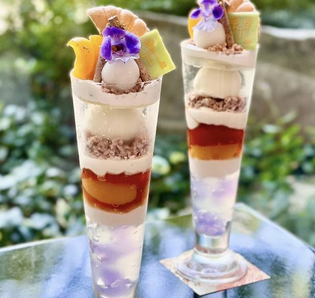 スイーツも楽しむ♡
ラウンジでお茶時間 / 3