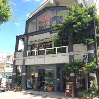 「ベルン 甲子園本店」外観 719863 