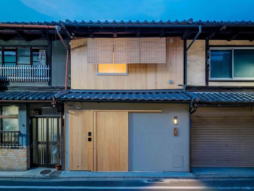 施設の正面