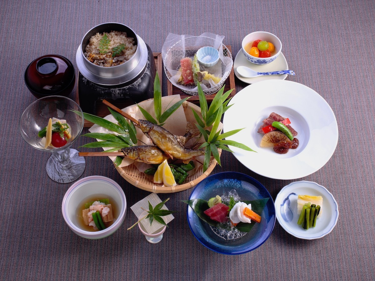 「メェ～」の鳴き声に癒される、詩人ゆかりの静寂の宿。4262894