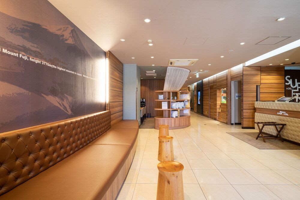 ロビー応接スペース