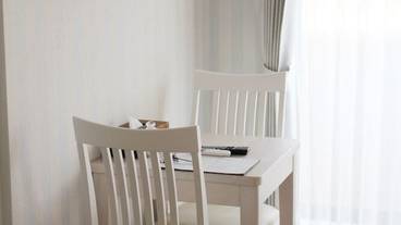 客室内のダイニングエリア / 21