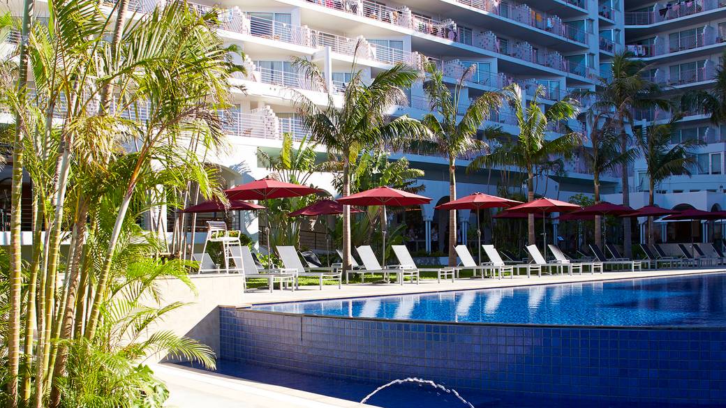 南国の空気に包まれて
楽しく過ごした2日間 / 1