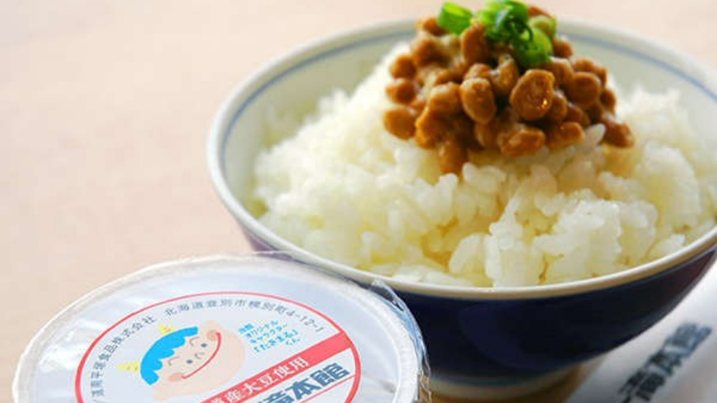 朝食ビュッフェ 宿オリジナルたきまる納豆