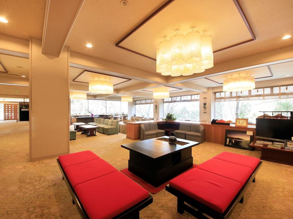 ロビーラウンジ