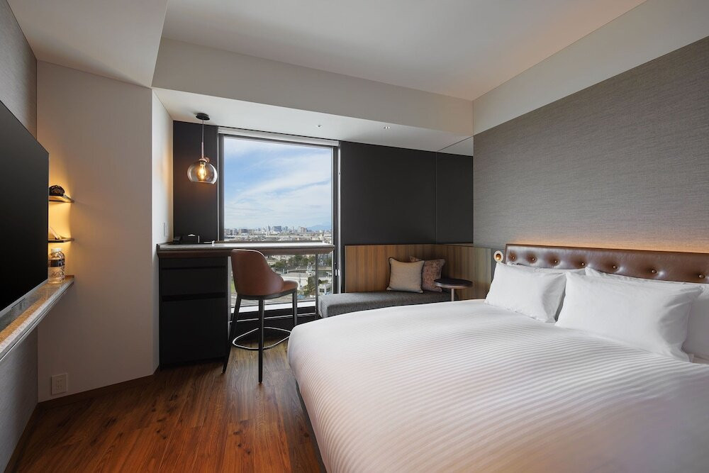 スーペリアダブル／川側