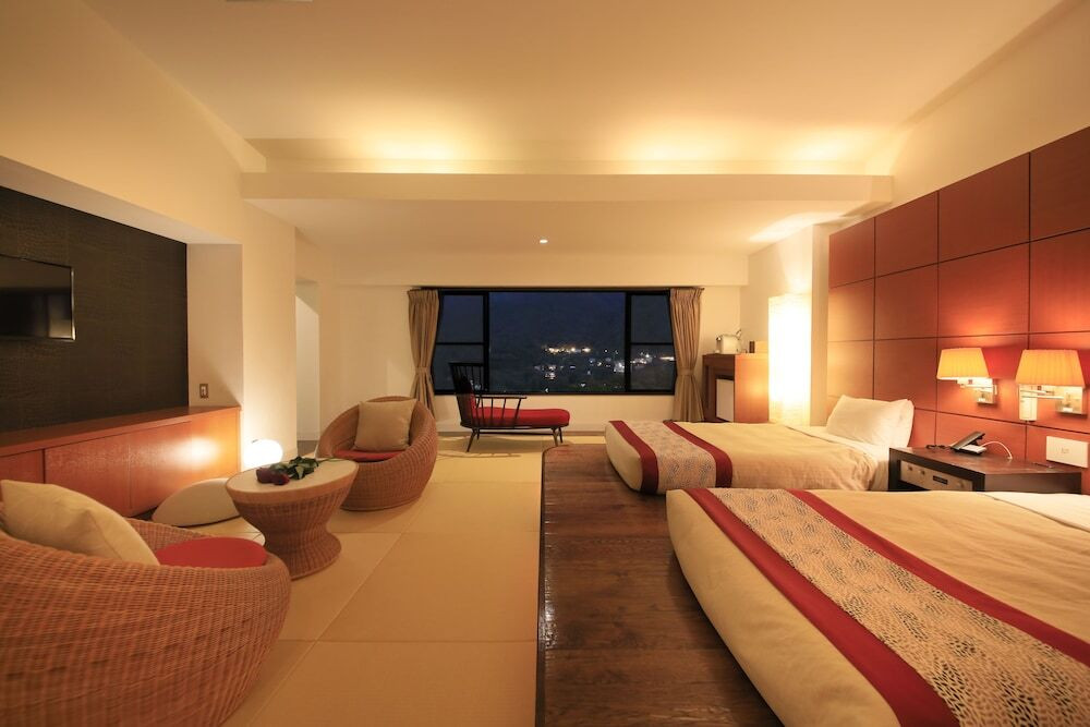 2種類の温泉に酸化還元水を用いた湯、カフェなどうれしい魅力たっぷり♡4262468