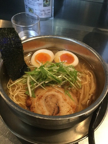 「ZUND-BAR」料理 694777 味玉塩らーめん・淡麗