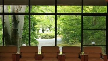 ロビー応接スペース / 2