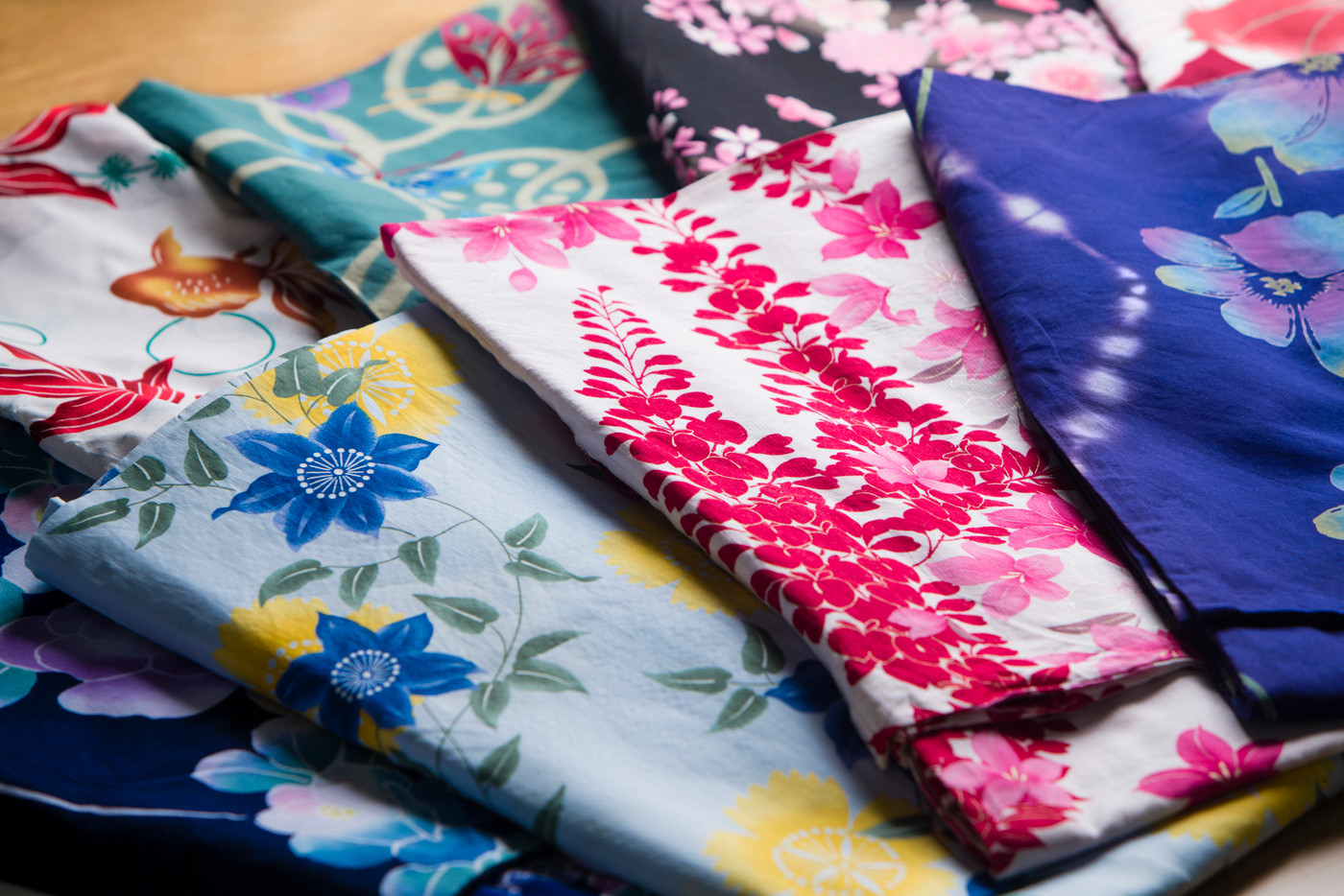 様々な柄の浴衣