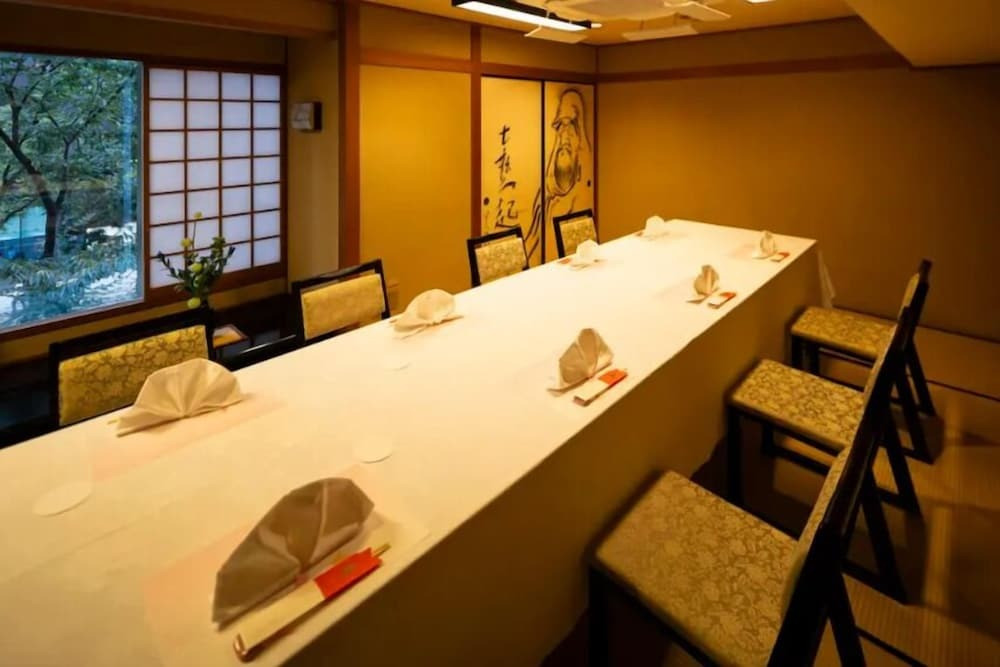 レストラン