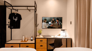 スタジオ シングルベッド 2 台 コーナー (Side by Side Plus)