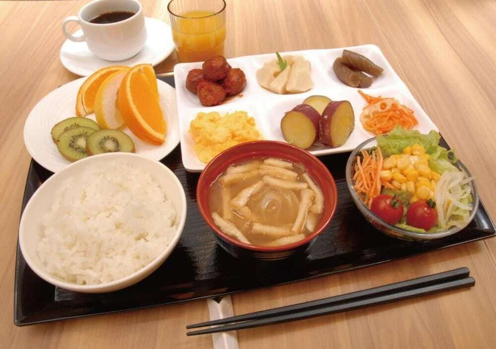 朝食