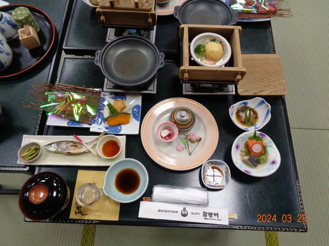 夕食のシルバープラン、珍しく完食しました。