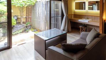 客室 / 20