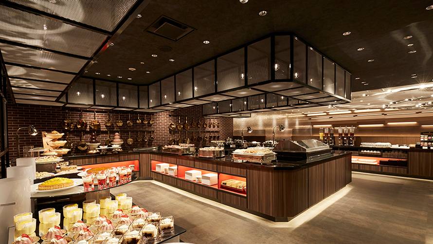 料理もドリンクも
たっぷりで口福度◎ / 3