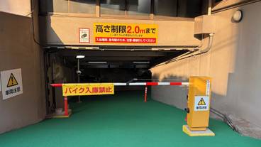 駐車場 / 20