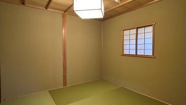 客室 / 27