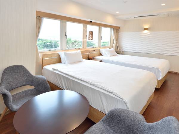 海が見える
とっておきのお部屋へ / 3