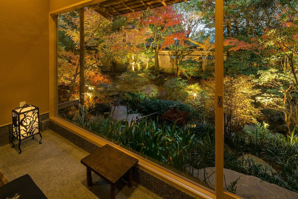 南禅寺 八千代（ナンゼンジ ヤチヨ） / 19