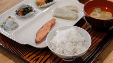 食事・飲み物 / 4