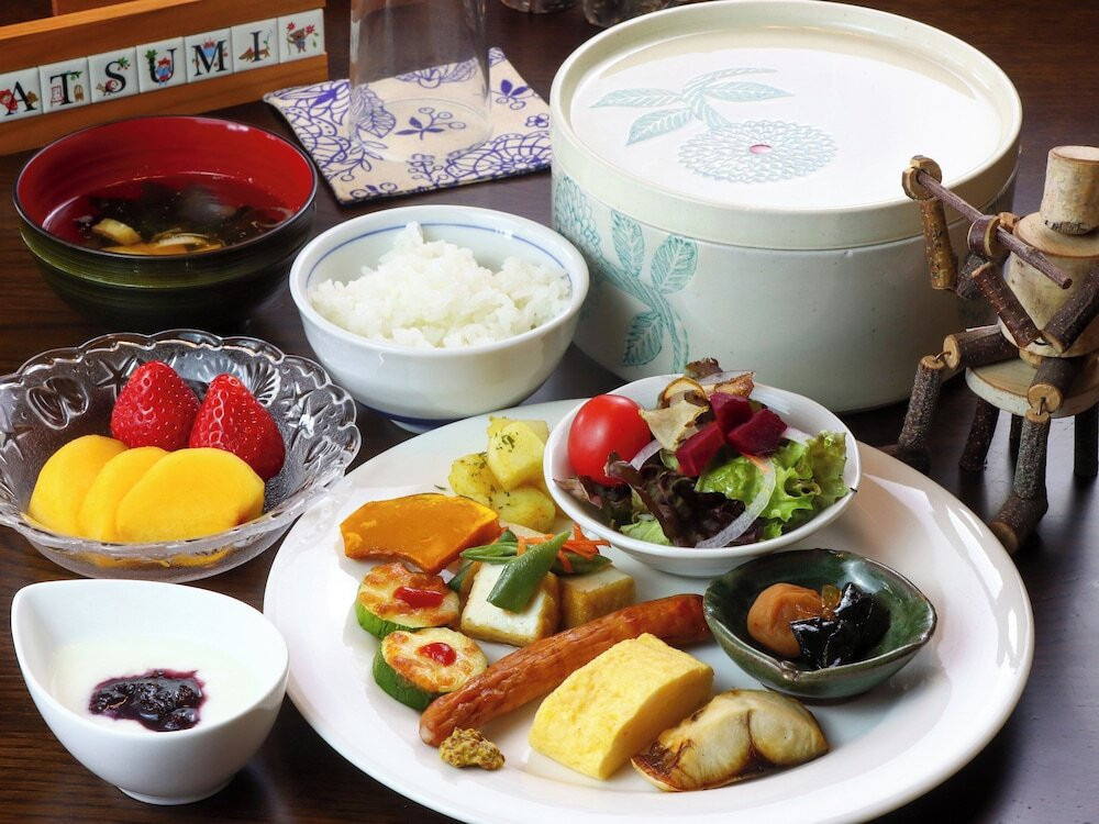 朝食