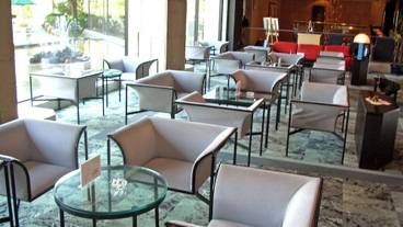 ロビー応接スペース / 4